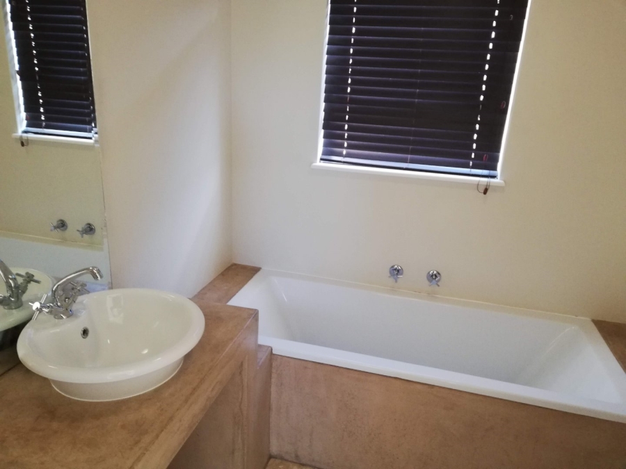 To Let 2 Bedroom Property for Rent in Langebaan Country Estate Western Cape